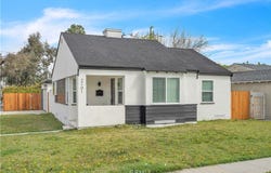 2101 E 63rd St, Long Beach, CA 90805