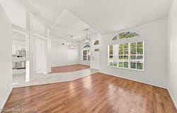 423 Vizcaya Court, Melbourne, FL 32940
