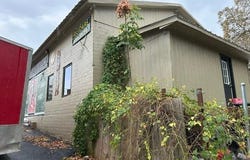 1211 S Armstrong Avenue, Denison, TX 75020