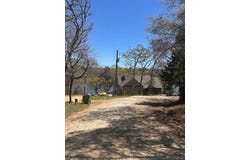 4 Lakeview Circle, Hilltop Lakes, TX 77871
