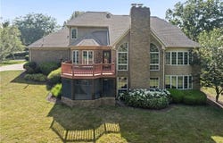 4056 Glenmoor Road NW, Canton, OH 44718