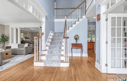 305 S Gate Lane, Fairfield, CT 06890