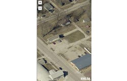 112 N SPRUCE Street, Nokomis, IL 62075
