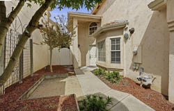 1500 Scenic Dr #18, Modesto, CA 95355