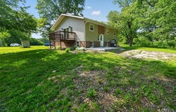 5863 Route 66, Mount Olive, IL 62069