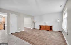 31 CHRISTOPHER Road, VOORHEES, NJ 08043