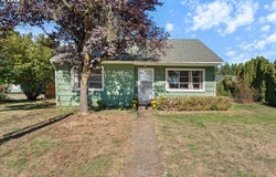 301 E 2ND St, Canby, OR 97013