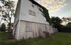 109 E North Street, Cadiz, OH 43907