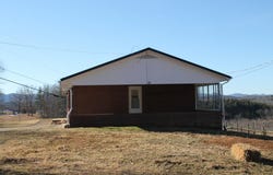 1296 New River Parkway, Independence, VA 24348