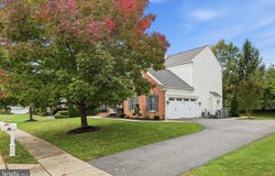 702 WILLINGTON SQUARE Way, NEWARK, DE 19711