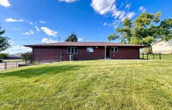 219 E 2nd Street, Lindsay, NE 68644
