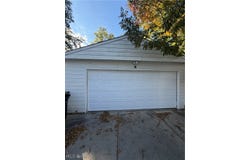 1388 Cranover Road, Lyndhurst, OH 44124