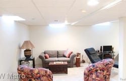 10 Canfield Circle, Dearborn, MI 48127