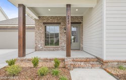 223 Trail Pointe Drive, Scott, LA 70583