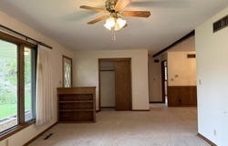 1421 12th Avenue, Windom, MN 56101