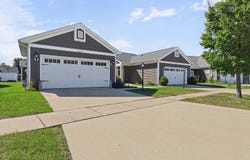 3013 E Stillwater Landing, Urbana, IL 61802