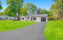 10 Rowley Road, Poughkeepsie, NY 12601
