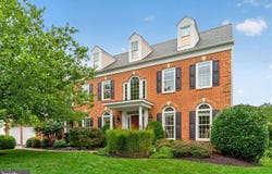 8248 NATIVE VIOLET DR, LORTON, VA 22079