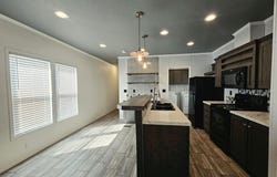 203 NW 10th St, Andrews, TX 79714