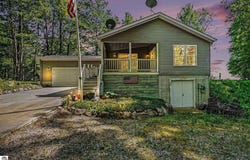 3434 Maple Ridge, Lupton, MI 48635