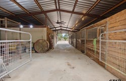 120 County Road 1271, Gary, TX 75643