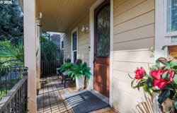 1329 BAKER St, Salem, OR 97301