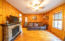 190 Wattle Trail, Drury, MO 65638