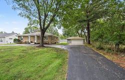 4690 Burlingame Avenue SW, Wyoming, MI 49509