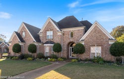 219 Forked Creek Parkway, Hernando, MS 38632