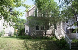 833 3rd Street E, Saint Paul, MN 55106