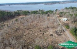 CR 215, Taylor, AR 71861