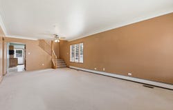 9817 Minnick Avenue, Oak Lawn, IL 60453