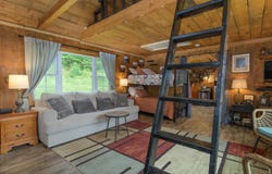 991 Old Post Road, Bradford, VT 05033