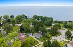 120 Vernon St, Algoma, WI 54201