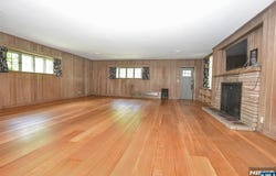 584 W Saddle River Road, Upper Saddle River, NJ 07458