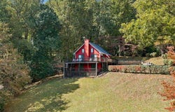 98 Meadow View Road, Franklin, NC 28734