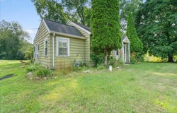 14133 North Avenue, Bellevue, MI 49021
