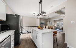 553 SPARKLEBERRY Terrace NE, LEESBURG, VA 20176