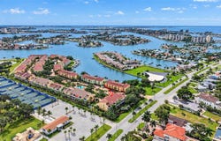 406 SANDY HOOK Road, TREASURE ISLAND, FL 33706