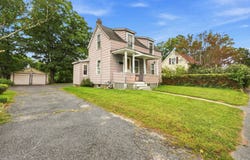 128 River St, Hudson, MA 01749