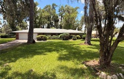 1940 ALICE Drive, ASTOR, FL 32102
