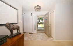 668 Randall Drive, Troy, MI 48085