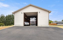 910 SWALLOW Ave, Sutherlin, OR 97479