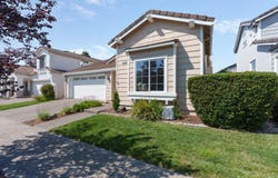7127 17th Hole Drive, Windsor, CA 95492