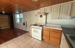 10 W Main St, Mount Dora, FL 32757