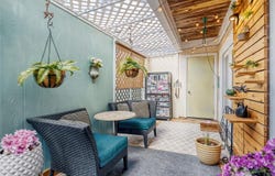 6718 Silvermine Dr, Austin, TX 78736