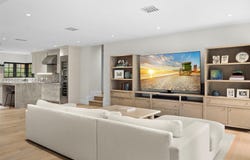6609 Maynada St, Coral Gables, FL 33146