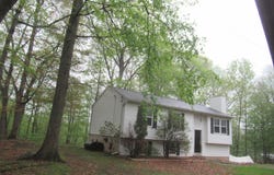 11 Park Lane, Holmes, NY 12531