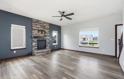 903 Carl Ct, Solon, IA 52333