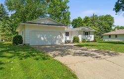 1224 S Ramsey Street, Blue Earth, MN 56013